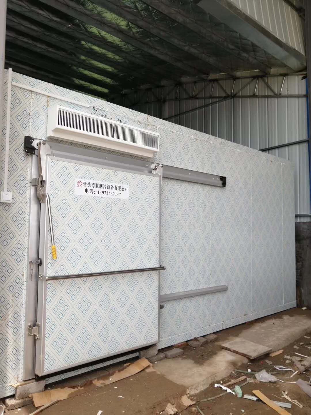 活動(dòng)冷庫(kù)安裝，調(diào)試